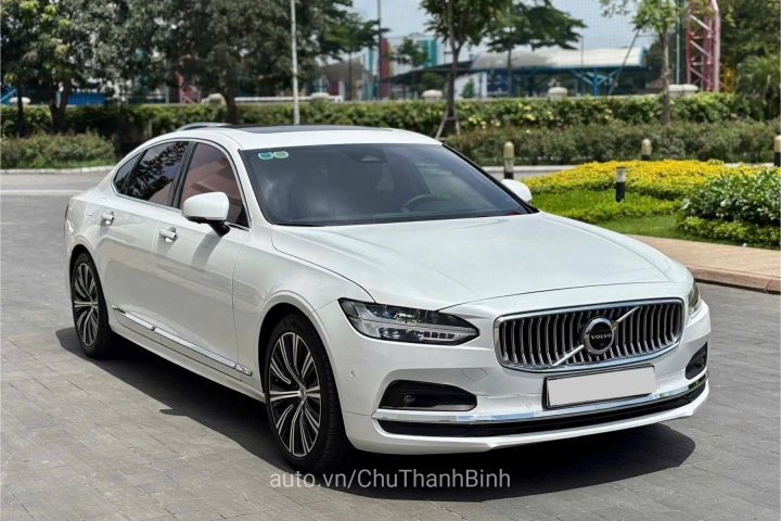 Volvo S90 2023