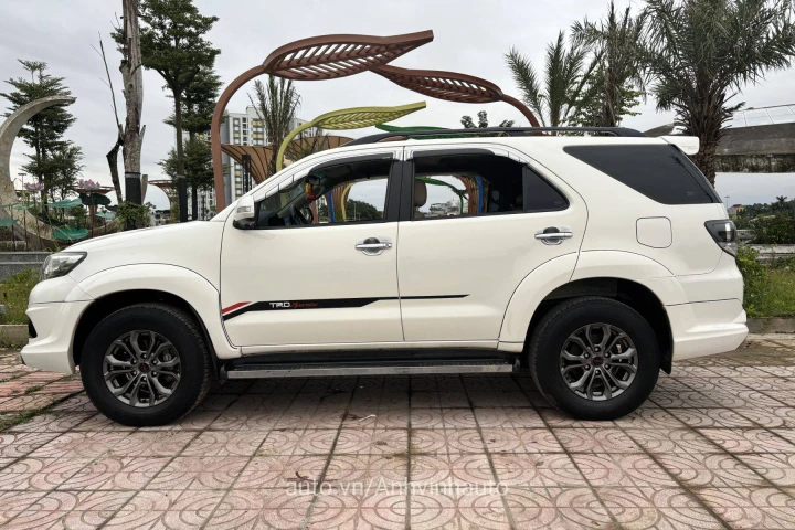 Toyota Fortuner 2016