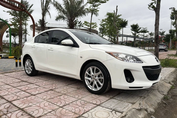 Mazda 3 2014