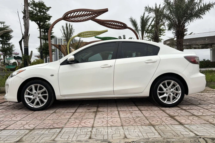 Mazda 3 2014