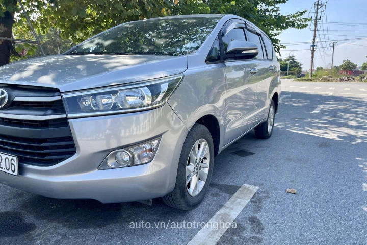 Toyota Innova 2017