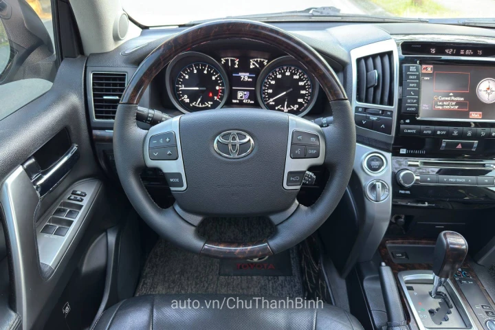 Toyota Land Cruiser 2014