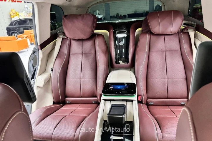 Mercedes-Benz Maybach 2023