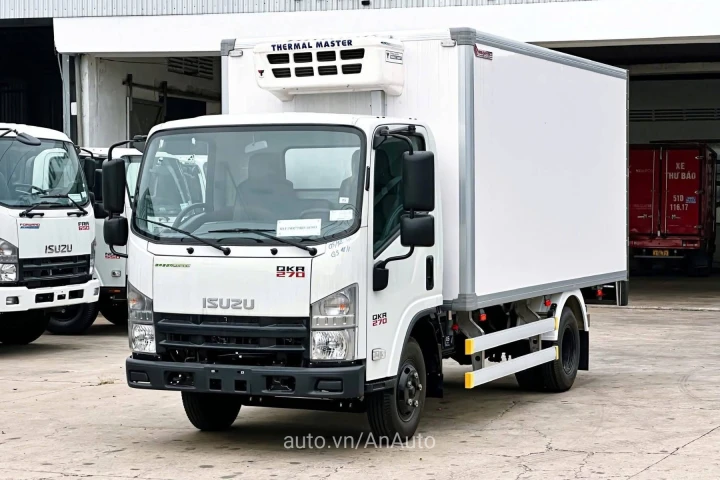 Isuzu Xe tải thùng 2025