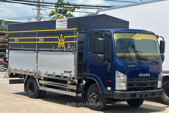 Isuzu Xe tải thùng 2025