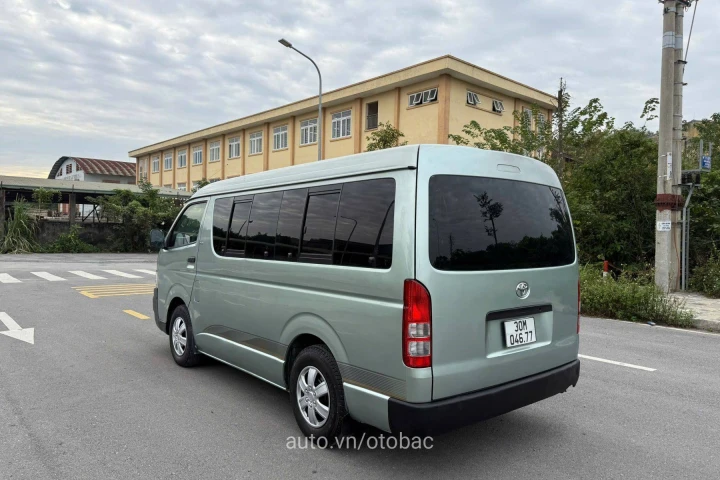 Toyota Hiace 2008