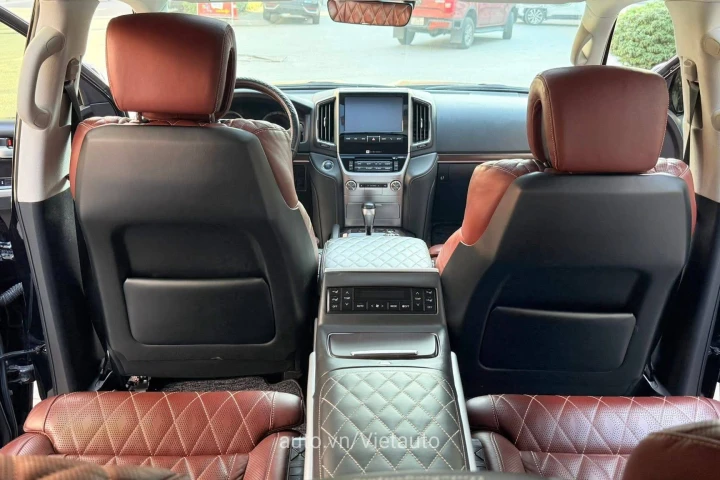 Toyota Land Cruiser 2020