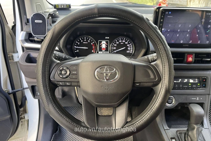 Toyota Avanza 2023