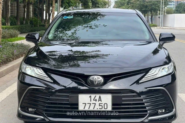 Toyota Camry 2023