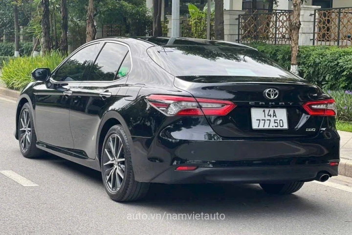 Toyota Camry 2023