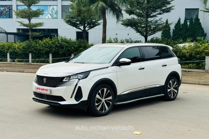 Peugeot 5008 2022
