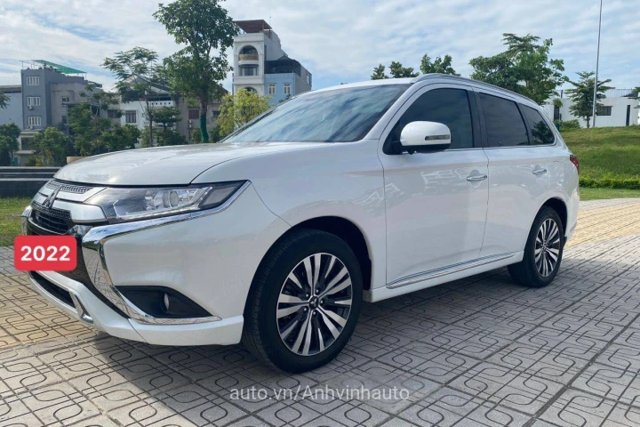 Mitsubishi Outlander 2022