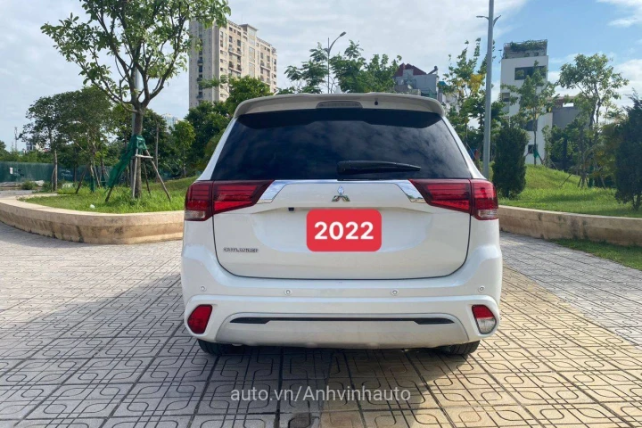 Mitsubishi Outlander 2022