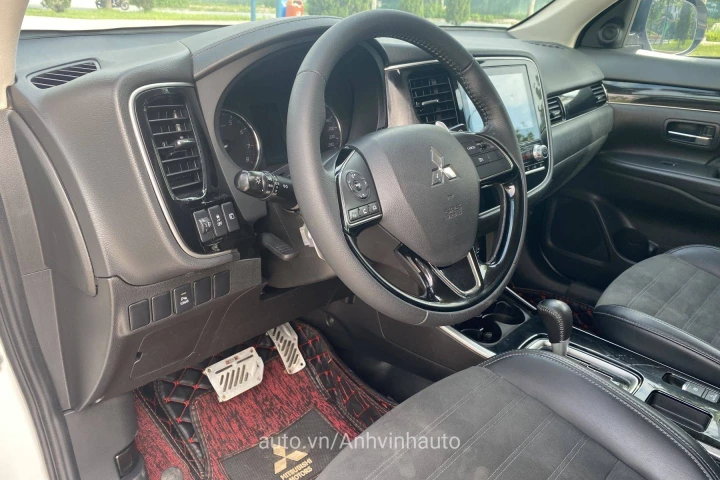 Mitsubishi Outlander 2022