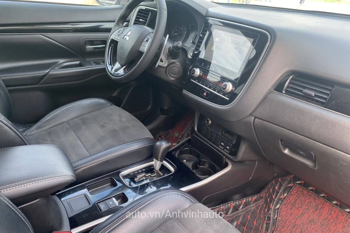 Mitsubishi Outlander 2022