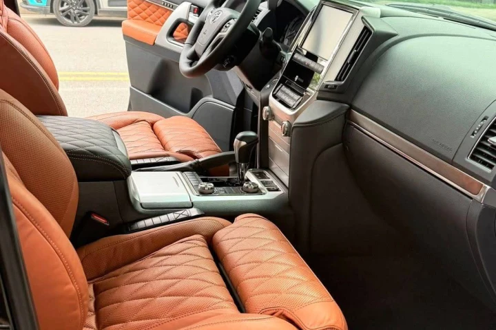 Toyota Land Cruiser 2020