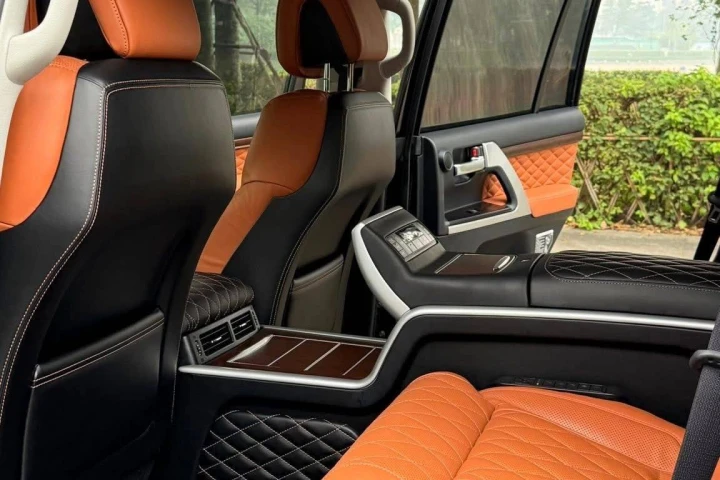 Toyota Land Cruiser 2020