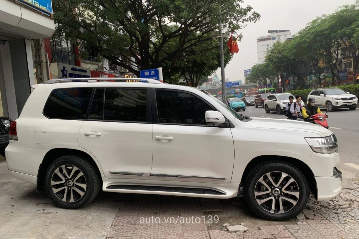 Toyota Land Cruiser 2018