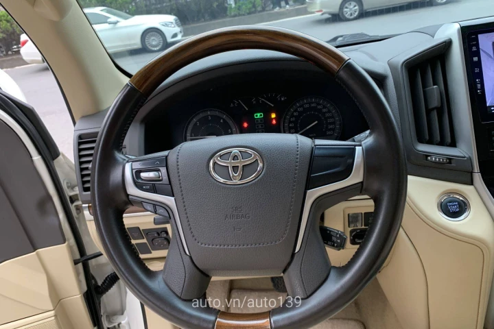 Toyota Land Cruiser 2018
