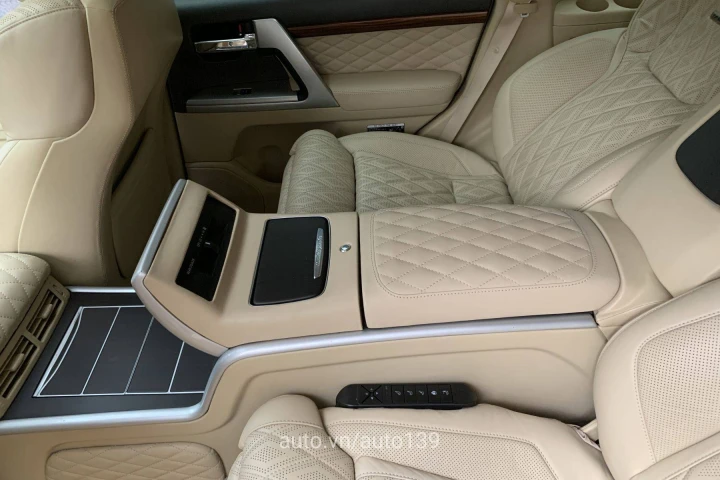 Toyota Land Cruiser 2018