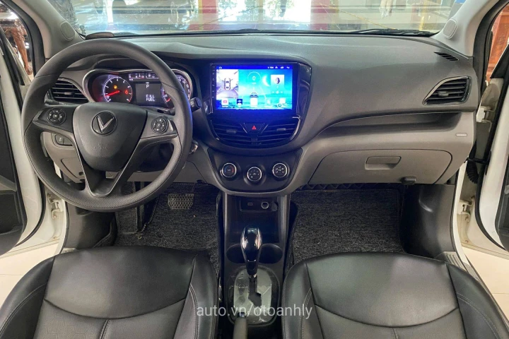 VinFast Fadil Base 2021