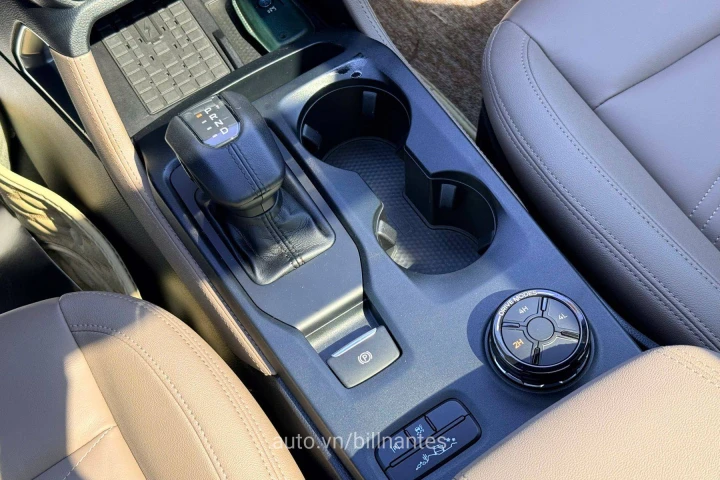 Ford Everest Titanium 2022