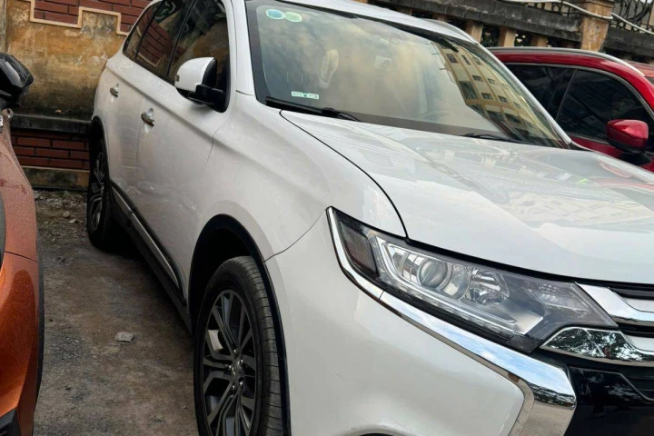 Mitsubishi Outlander 2018