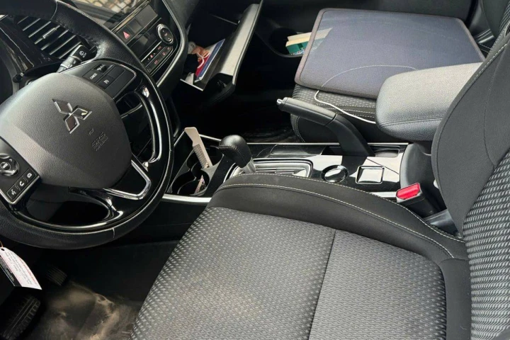 Mitsubishi Outlander 2018