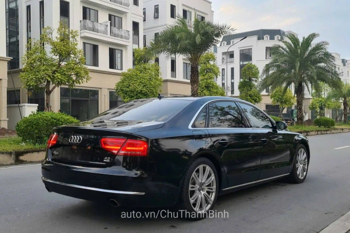 Audi A8 2011