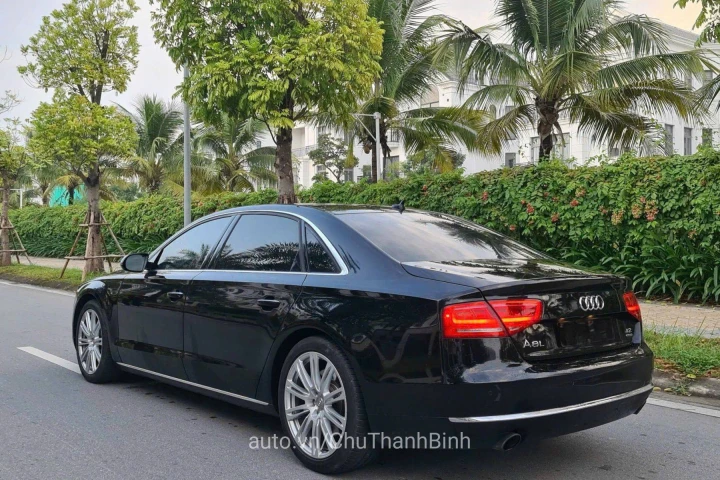 Audi A8 2011