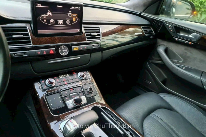 Audi A8 2011