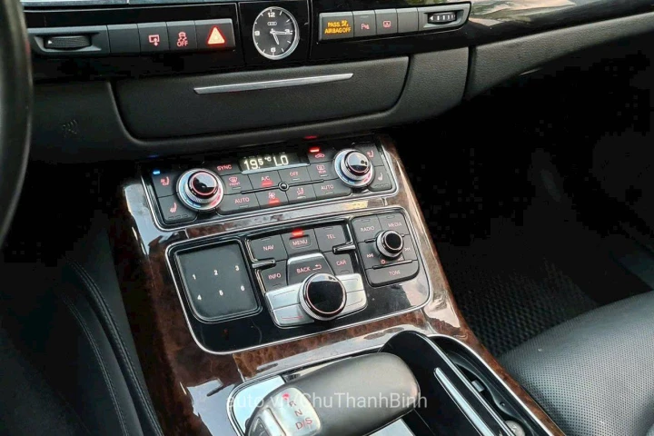 Audi A8 2011