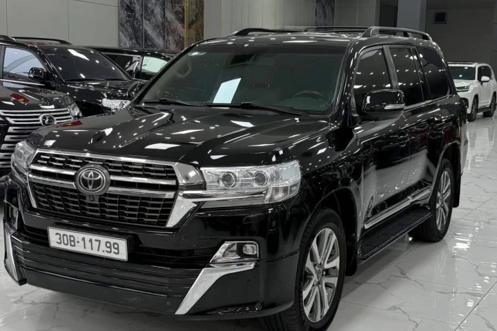 Toyota Land Cruiser 2013