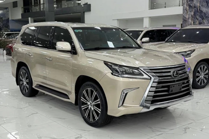 Lexus LX 2019