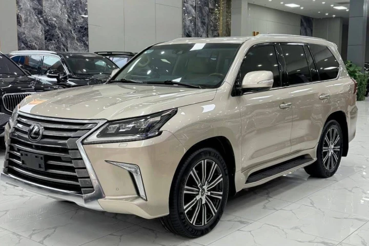 Lexus LX 2019