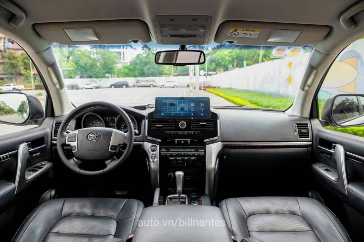 Toyota Land Cruiser 2015