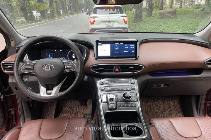 Hyundai Santa Fe 2023