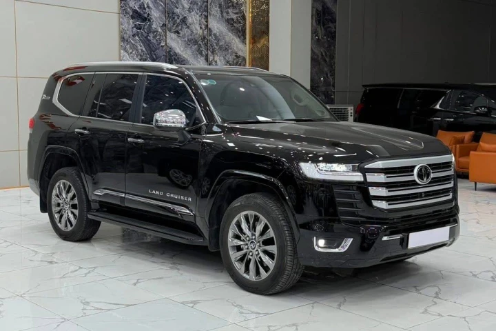 Toyota Land Cruiser 2024
