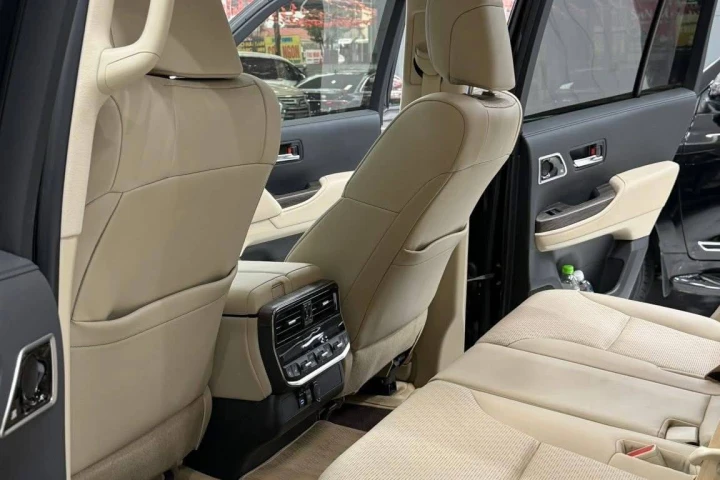 Toyota Land Cruiser 2024