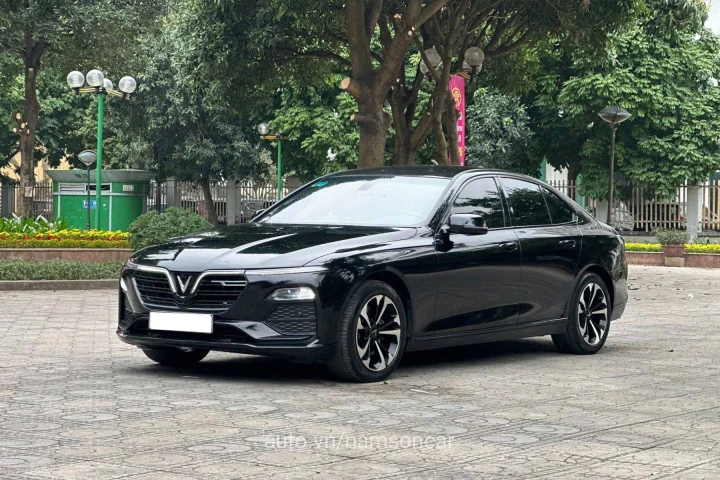 VinFast Lux A2.0 2022