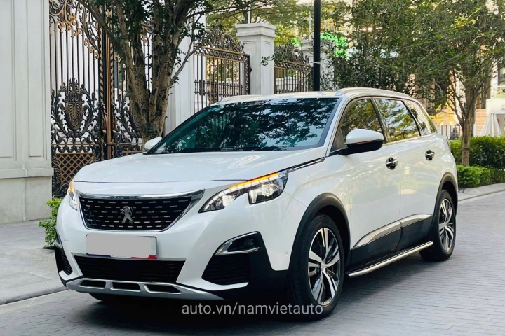 Peugeot 5008 2020