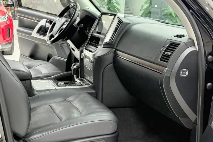 Toyota Land Cruiser 2019