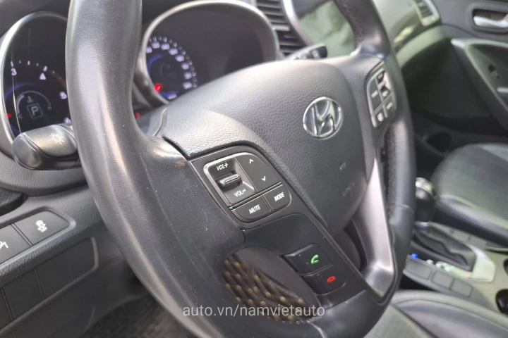 Hyundai Santa Fe 2015