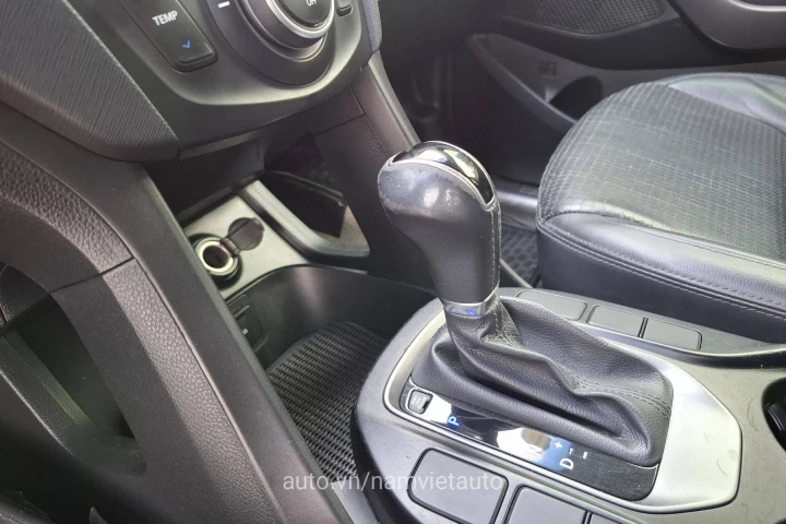 Hyundai Santa Fe 2015