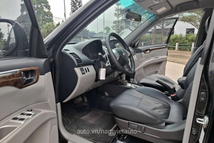 Mitsubishi Pajero 2015