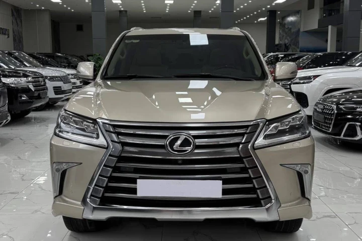 Lexus LX 2016