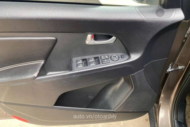 Kia Sportage 2.0D Signature 2011