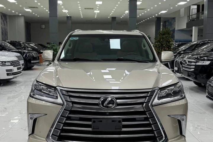 Lexus LX 2019