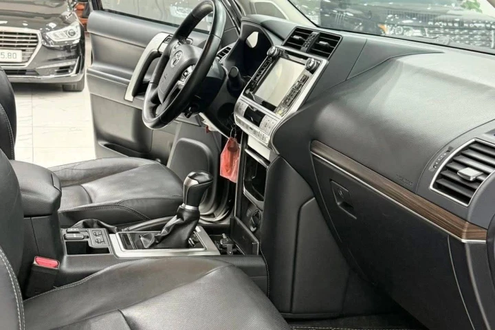 Toyota Land Cruiser Prado 2018