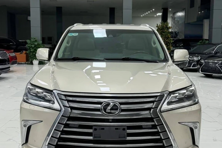 Lexus LX 2019